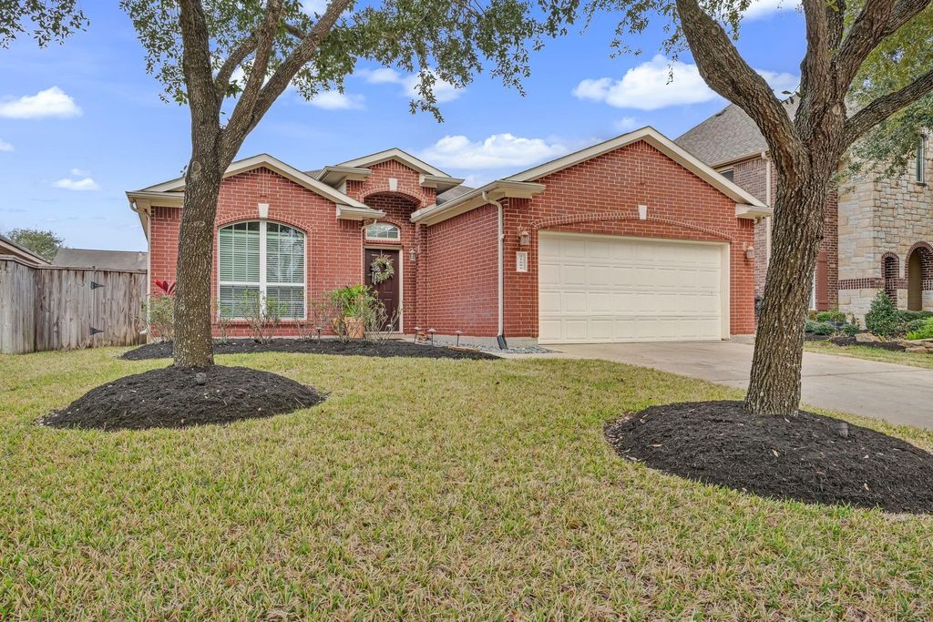 Image 2 of property listing at 21606 Venture Park Drive, Richmond, TX 77406