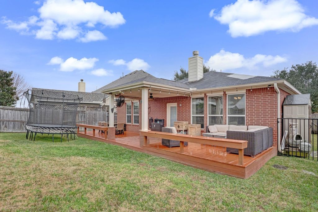 Image 30 of property listing at 21606 Venture Park Drive, Richmond, TX 77406