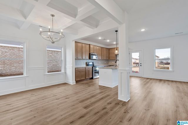 7020 VALLEY BRIDGE ROAD, Hueytown, AL 35023