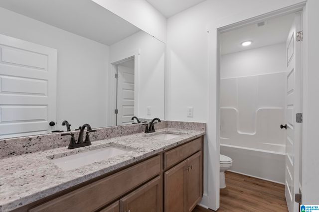 7020 VALLEY BRIDGE ROAD, Hueytown, AL 35023