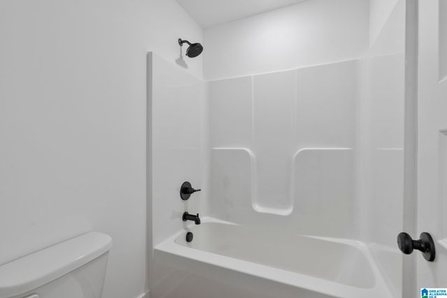 7020 VALLEY BRIDGE ROAD, Hueytown, AL 35023