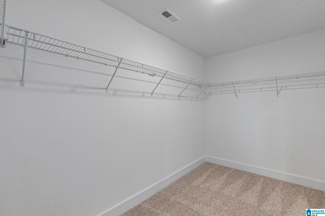 7020 VALLEY BRIDGE ROAD, Hueytown, AL 35023