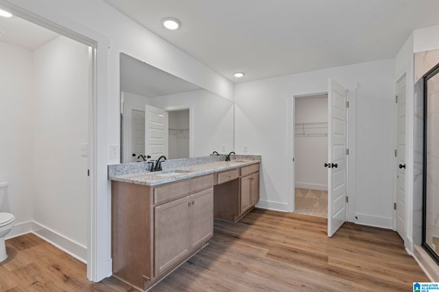 7020 VALLEY BRIDGE ROAD, Hueytown, AL 35023