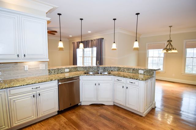 1273 Potter Ln, Gallatin, TN 37066