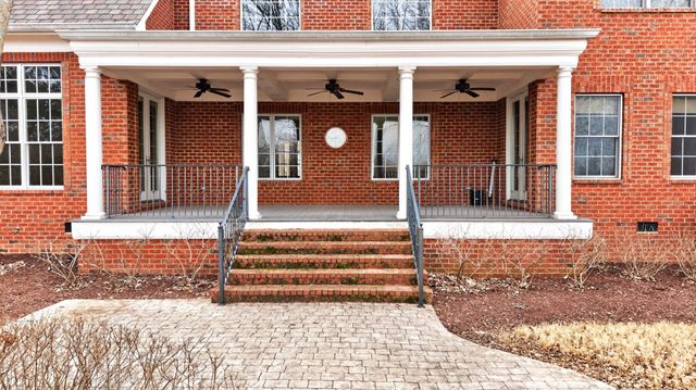 1273 Potter Ln, Gallatin, TN 37066