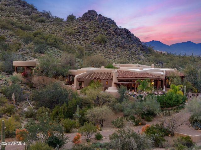 8300 E DIXILETA Drive 263, Scottsdale, AZ 85266