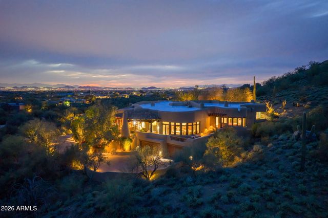 8300 E DIXILETA Drive 263, Scottsdale, AZ 85266
