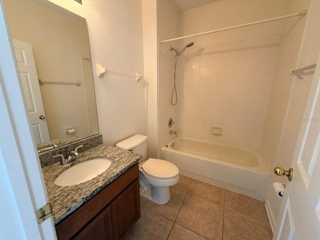 8911 SILK BAY PLACE, Orlando, FL 32827