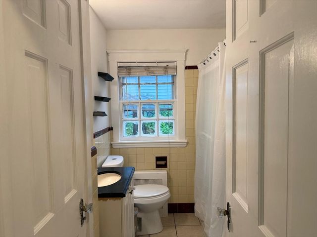 135 Pearl St, Lawrence, MA 01841
