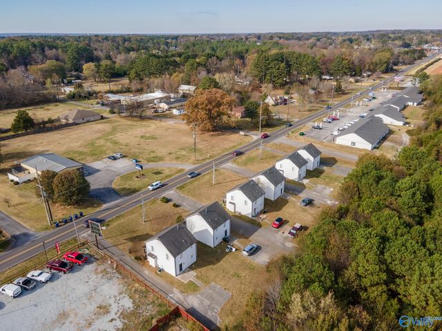 6975 Wall Triana Hwy, Harvest, AL 35757