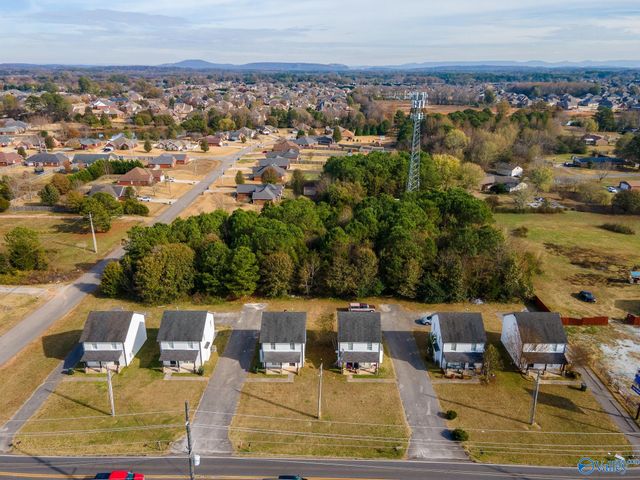 6975 Wall Triana Hwy, Harvest, AL 35757