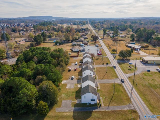 6975 Wall Triana Hwy, Harvest, AL 35757