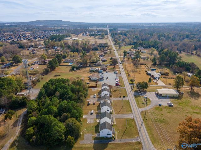 6975 Wall Triana Hwy, Harvest, AL 35757