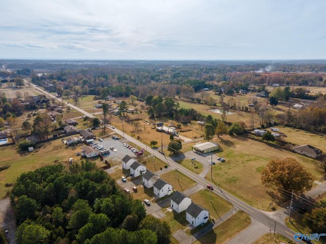 6975 Wall Triana Hwy, Harvest, AL 35757