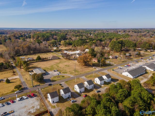 6975 Wall Triana Hwy, Harvest, AL 35757