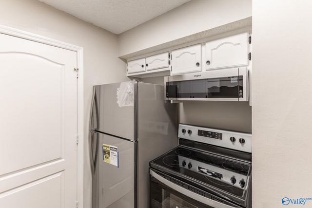 6975 Wall Triana Hwy, Harvest, AL 35757