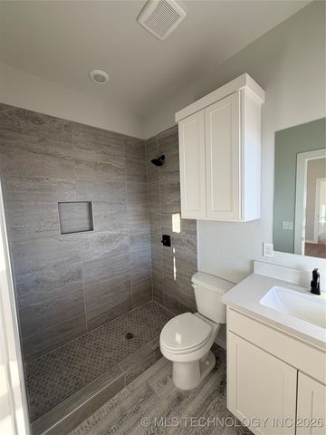 187 W 481 Road, Pryor, OK 74361