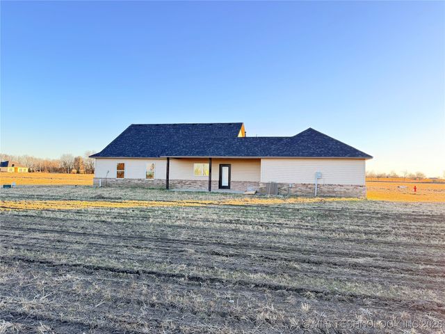 187 W 481 Road, Pryor, OK 74361