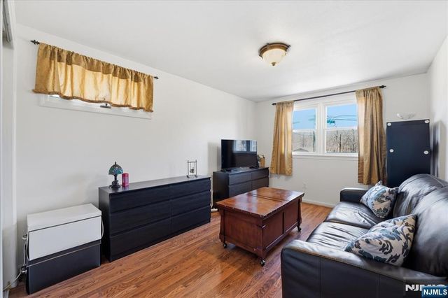 72 Saddle River Road, Waldwick, NJ 07463