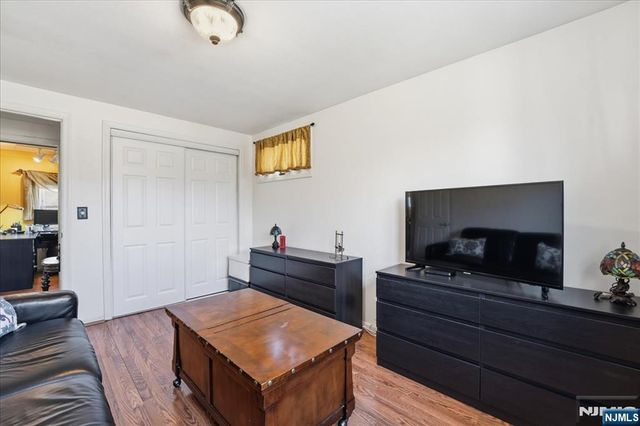 72 Saddle River Road, Waldwick, NJ 07463