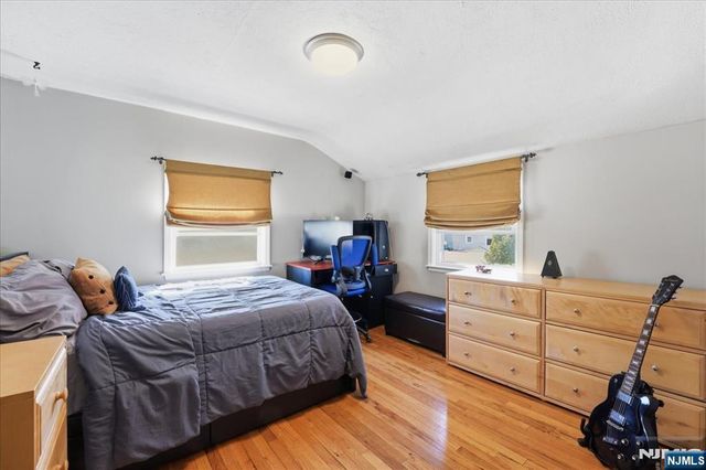 72 Saddle River Road, Waldwick, NJ 07463