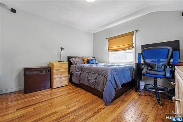 72 Saddle River Road, Waldwick, NJ 07463