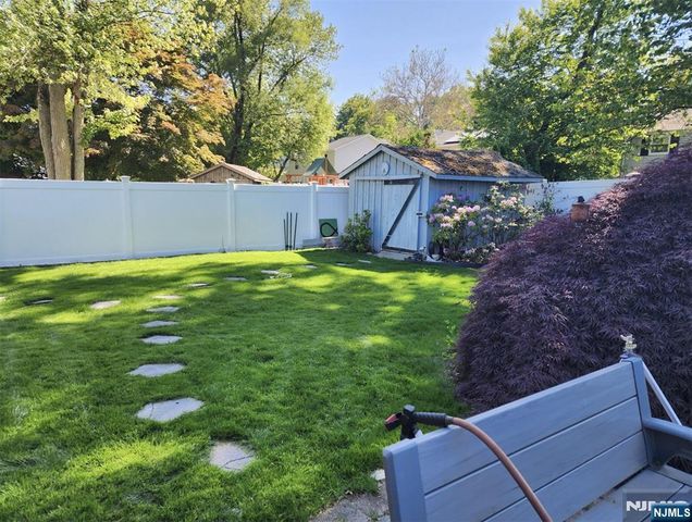 72 Saddle River Road, Waldwick, NJ 07463