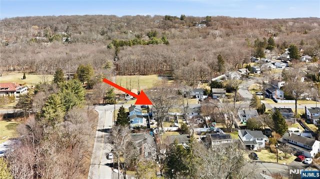72 Saddle River Road, Waldwick, NJ 07463
