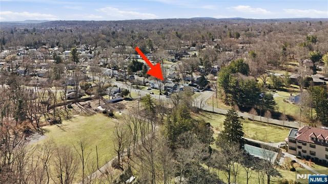 72 Saddle River Road, Waldwick, NJ 07463