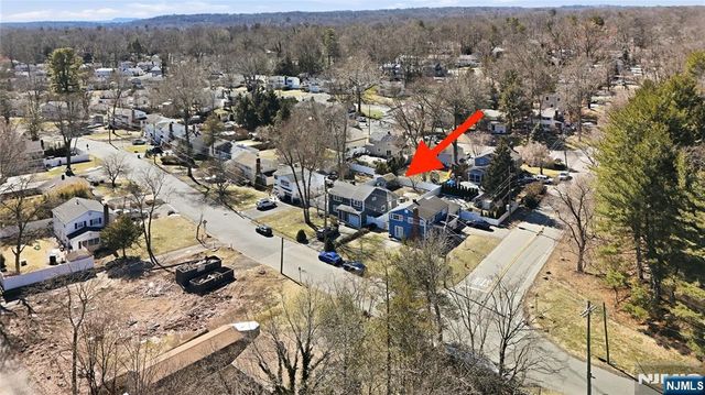 72 Saddle River Road, Waldwick, NJ 07463