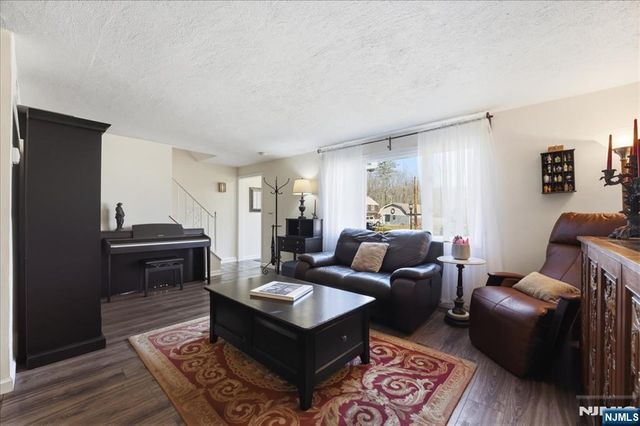 72 Saddle River Road, Waldwick, NJ 07463