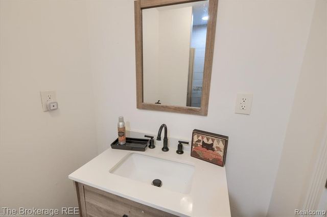 8171 N Linden Road, Mount Morris, MI 48458