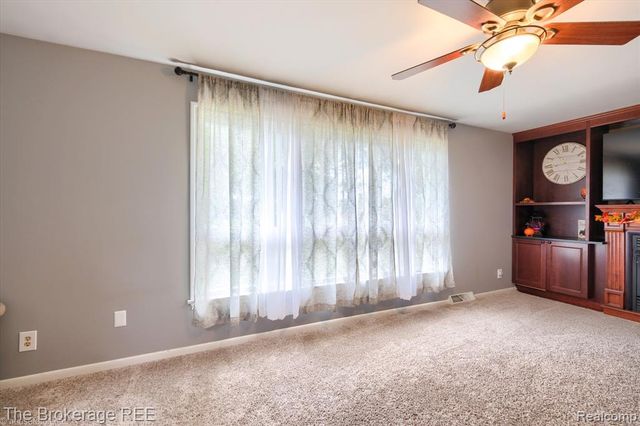 8171 N Linden Road, Mount Morris, MI 48458