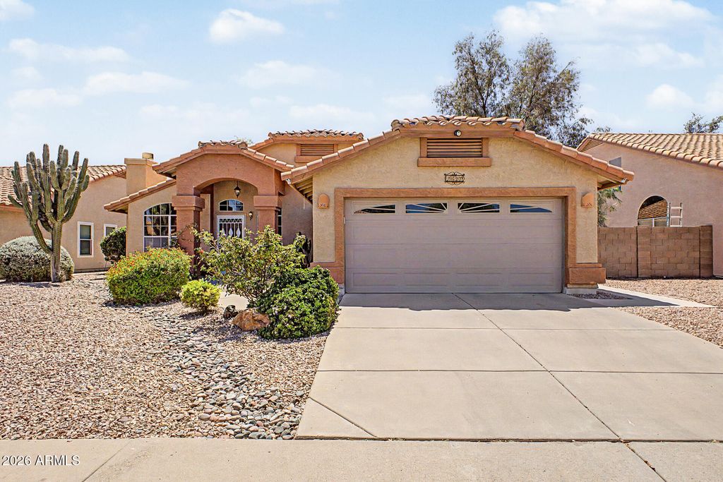 Image 1 of property listing at 1241 W BUTLER Drive, Chandler, AZ 85224