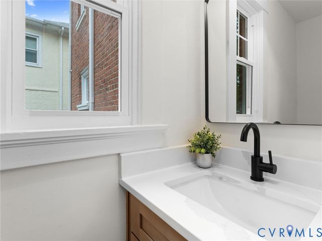 4012 Cutshaw Ave, Richmond, VA 23230