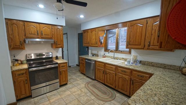 386 Runway Boulevard, Somerset, KY 42503