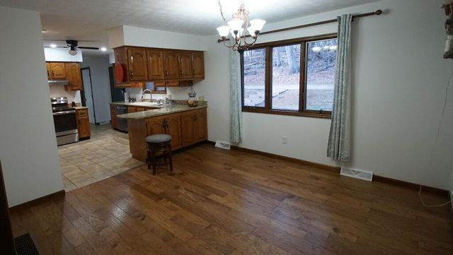 386 Runway Boulevard, Somerset, KY 42503