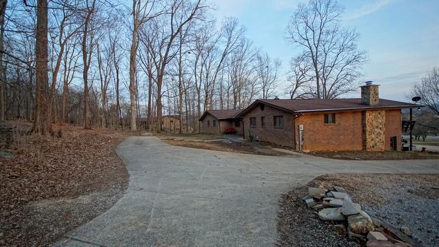 386 Runway Boulevard, Somerset, KY 42503