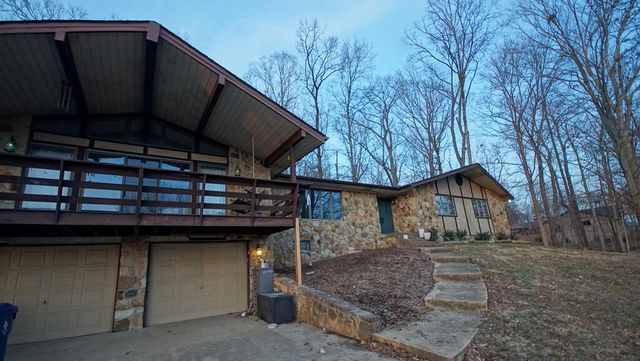 386 Runway Boulevard, Somerset, KY 42503