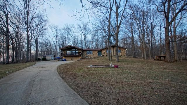 386 Runway Boulevard, Somerset, KY 42503