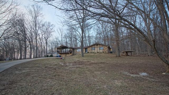 386 Runway Boulevard, Somerset, KY 42503