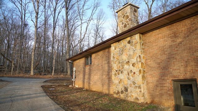 386 Runway Boulevard, Somerset, KY 42503