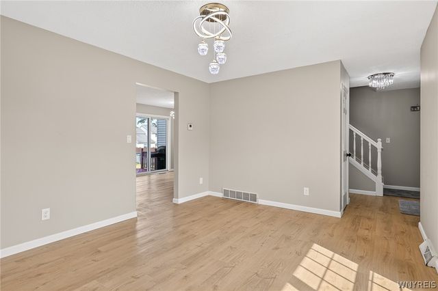 4400 Manor Lane, Hamburg, NY 14075