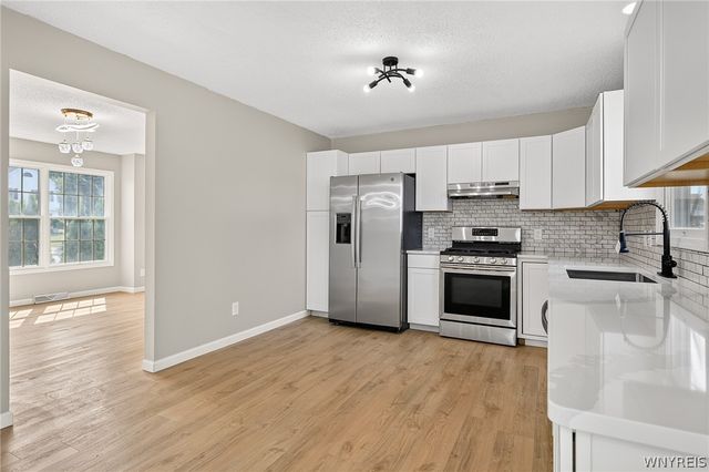 4400 Manor Lane, Hamburg, NY 14075