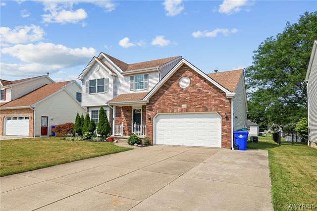 4400 Manor Lane, Hamburg, NY 14075