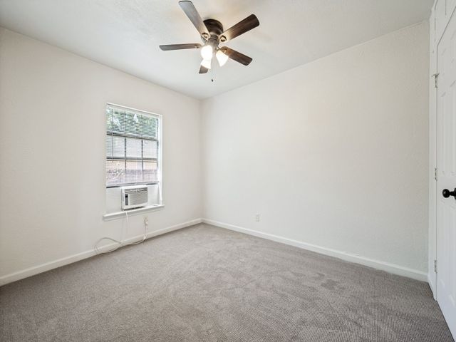 541 Denison Street, Gainesville, TX 76240