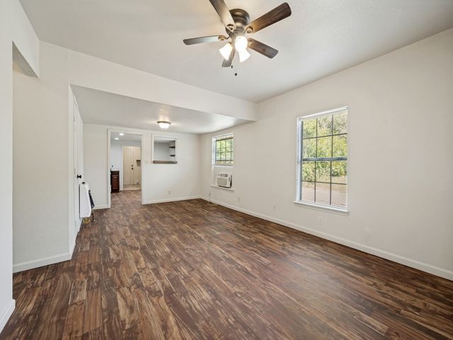 541 Denison Street, Gainesville, TX 76240