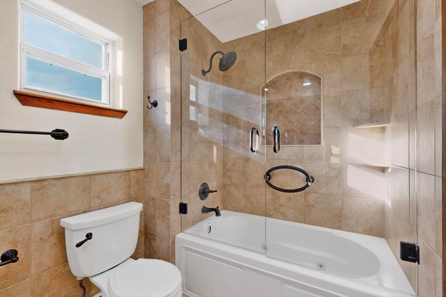 1336 Acequia Borrada, Santa Fe, NM 87507