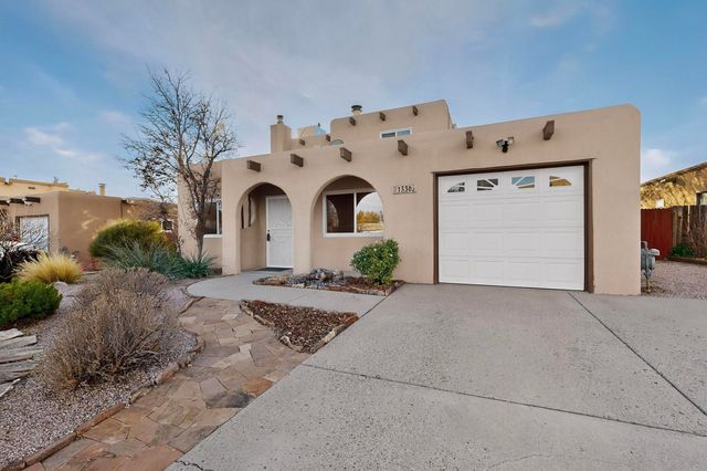1336 Acequia Borrada, Santa Fe, NM 87507