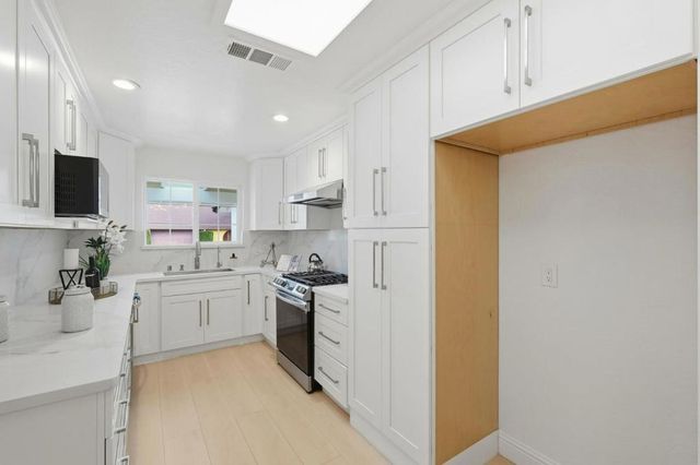 31383 Santa Ana Way, Union City, CA 94587